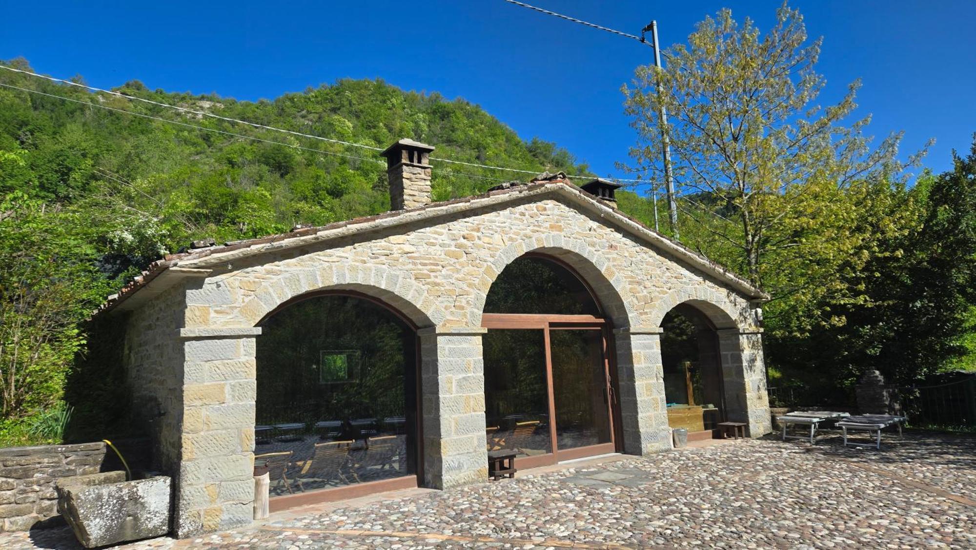Borgo Corniola B&B Naturista Марради Экстерьер фото