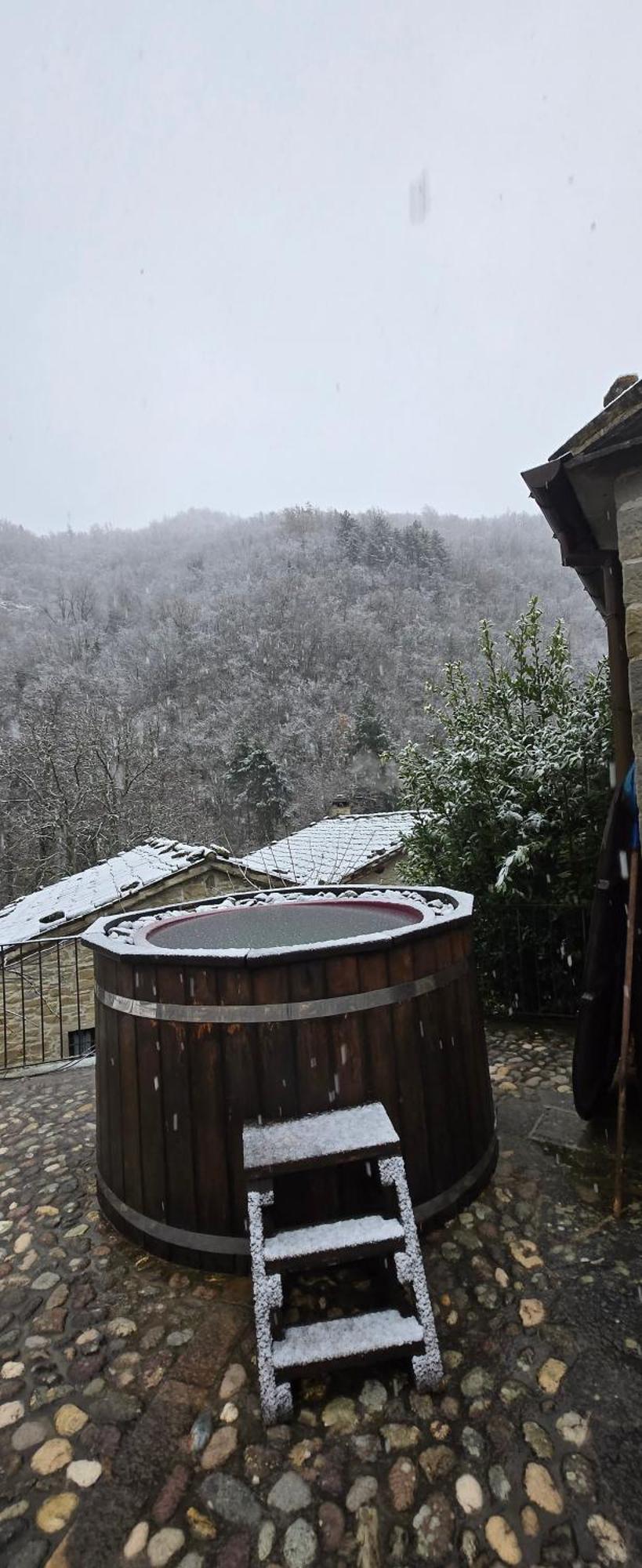 Borgo Corniola B&B Naturista Марради Экстерьер фото